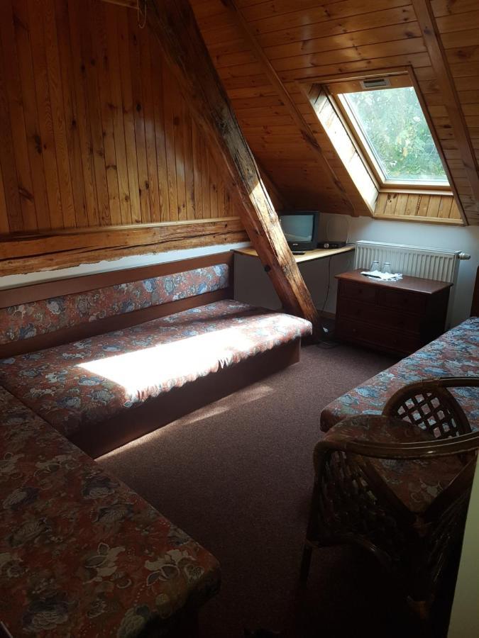 Hostinec Selsky Dvur Zbiroh Экстерьер фото