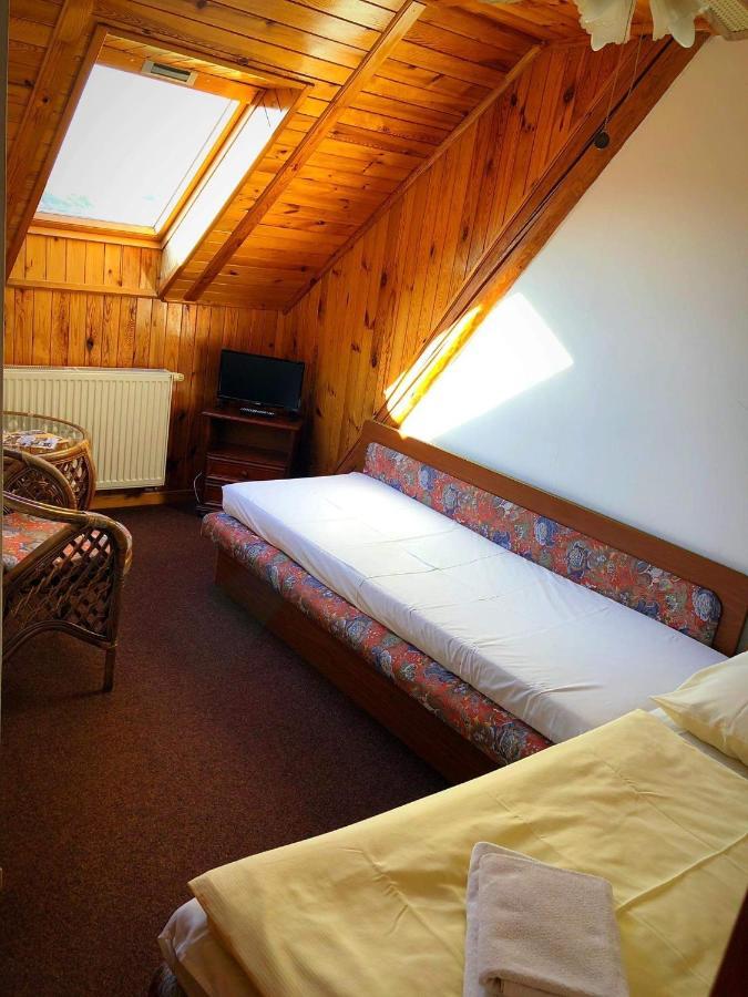 Hostinec Selsky Dvur Zbiroh Экстерьер фото